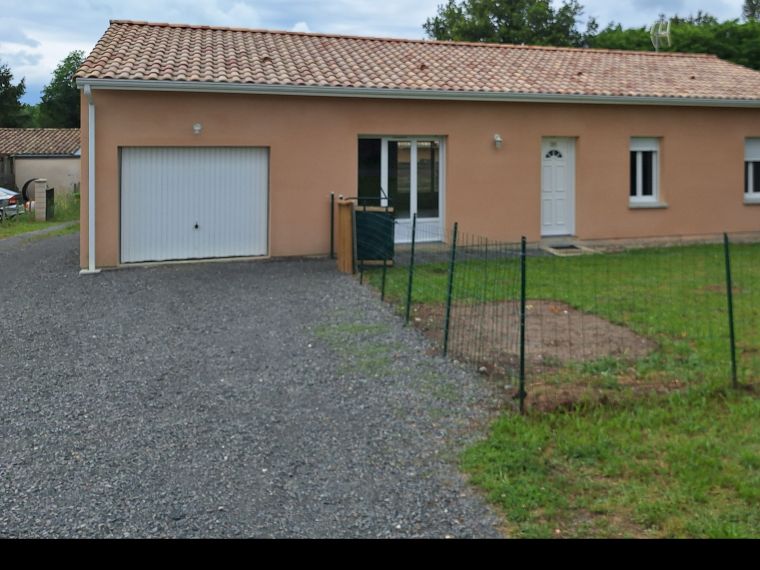 LOCATION MAISON CONTEMPORAINE PROCHE LANGON