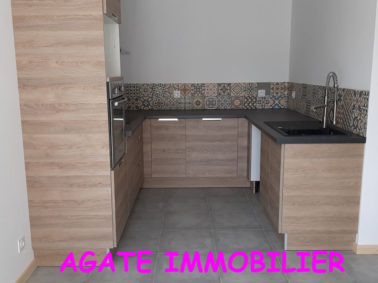 MAISON 1 CHAMBRE 1 BUREAU LANGON A 15 MINUTES