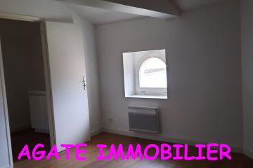 APPARTEMENT CHAMBRE BUREAU BAZAS