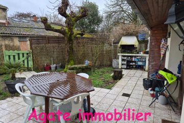 LOCATION NOAILLAN PETITE MAISON