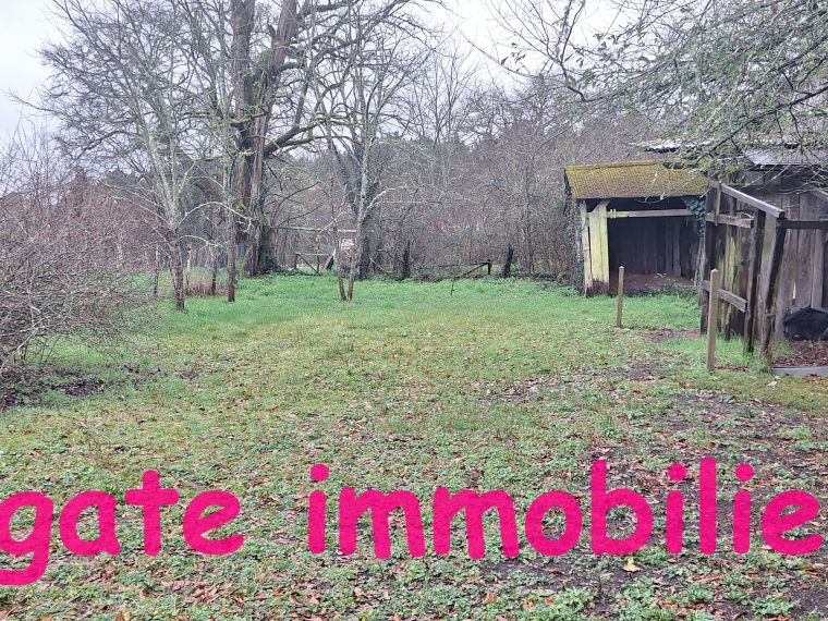 MAISON DE BOURG 2 CHAMBRES CAPTIEUX