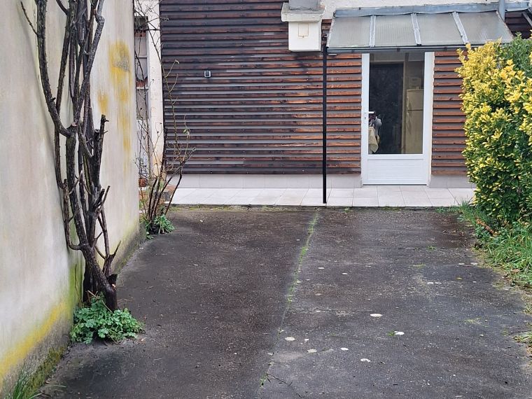 MAISON DE BOURG 2 CHAMBRES CAPTIEUX