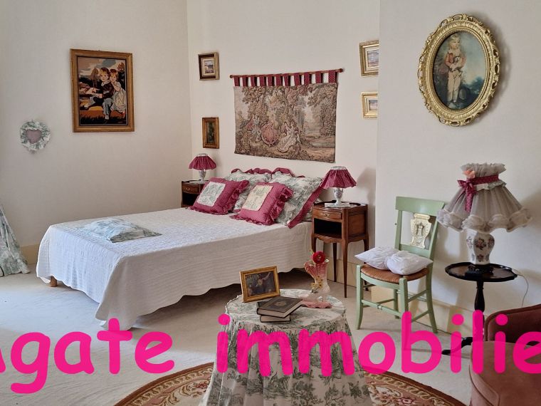 MAISON BOURGEOISE PROCHE BAZAS