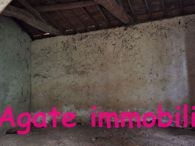 ANCIEN CORPS DE FERME A RENOVER PROCHE LANGON