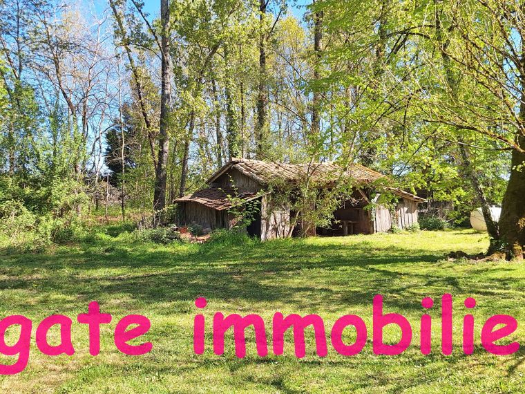 MAISON A RENOVER DE 120 M2  A LOSSE