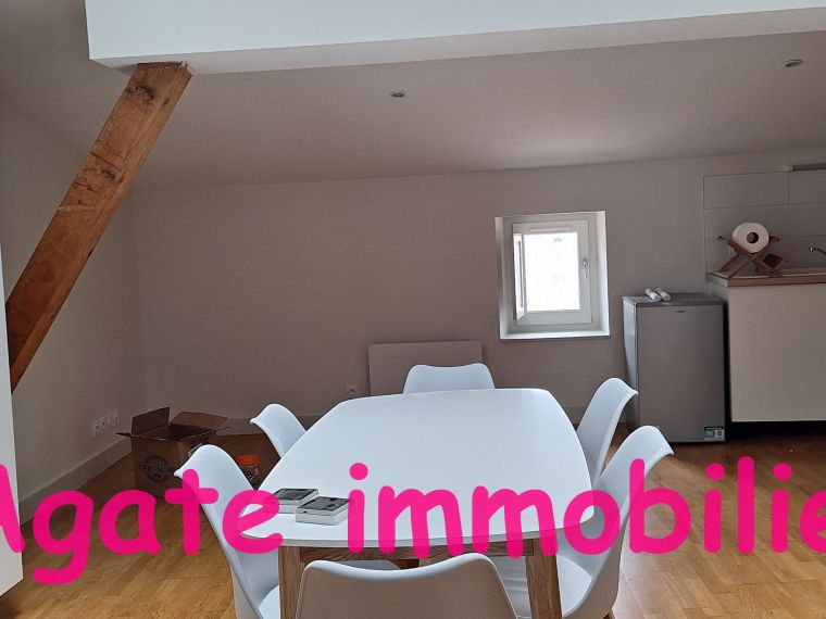 VILLANDRAUT APPARTEMENT  64 M2