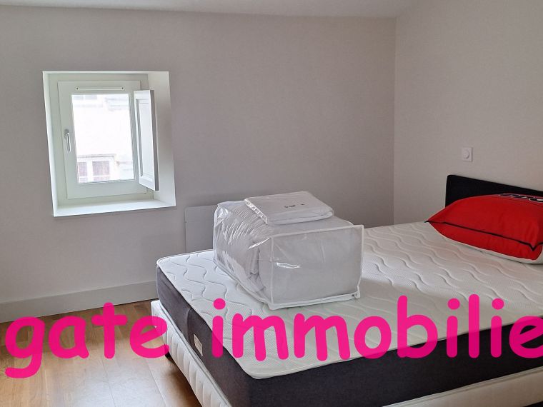 VILLANDRAUT APPARTEMENT  64 M2