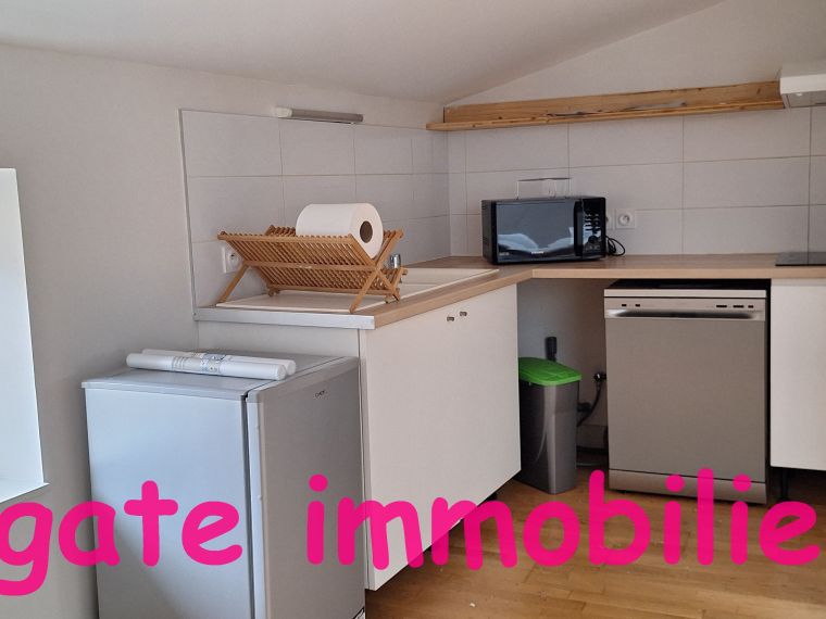 VILLANDRAUT APPARTEMENT  64 M2