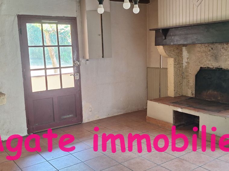 LOCATION MAISON EN PIERRE 2 CHAMBRES CAPTIEUX