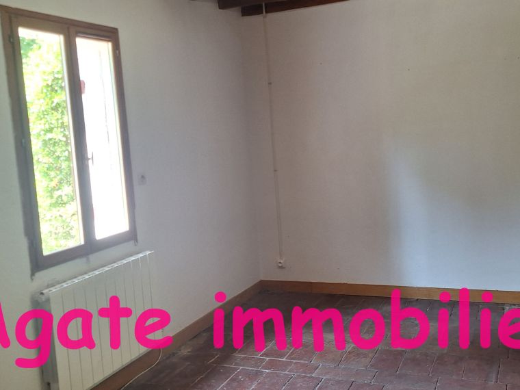LOCATION MAISON EN PIERRE 2 CHAMBRES CAPTIEUX