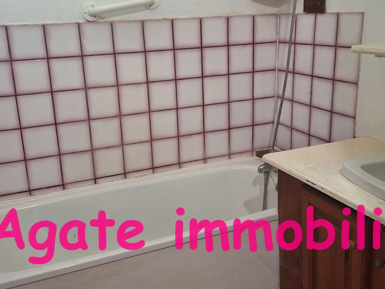 LOCATION MAISON EN PIERRE 2 CHAMBRES CAPTIEUX