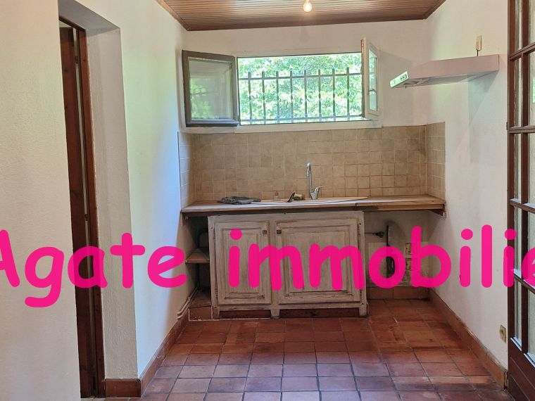 LOCATION MAISON EN PIERRE 2 CHAMBRES CAPTIEUX