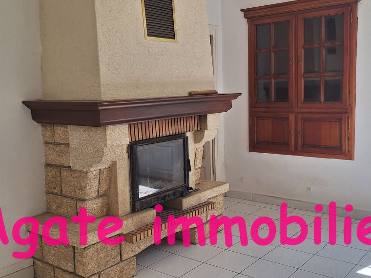 MAISON DE VILLAGE 3 CHAMBRES PRECHAC