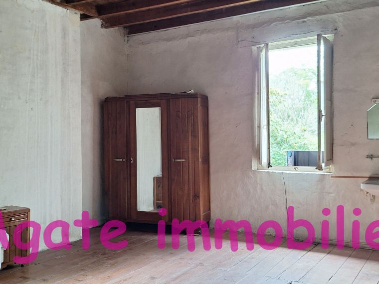 MAISON ANCIENNE A RENOVER PROCHE CAPTIEUX