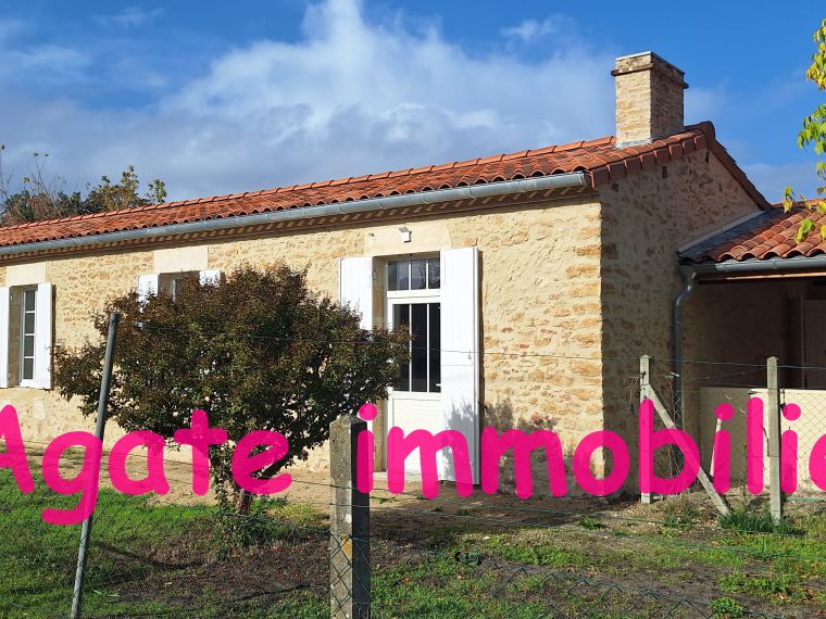 MAISON ENTIEREMENT RENOVEE ST SYMPHORIEN