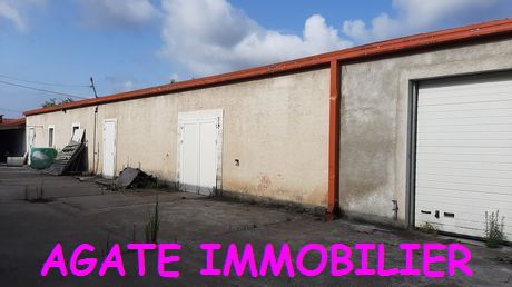 BATIMENT ET GARAGE SUR 1 500 M2 DE TERRAIN